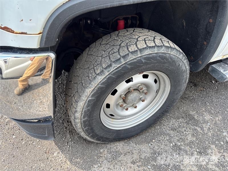 GMC Sierra 2500 其他