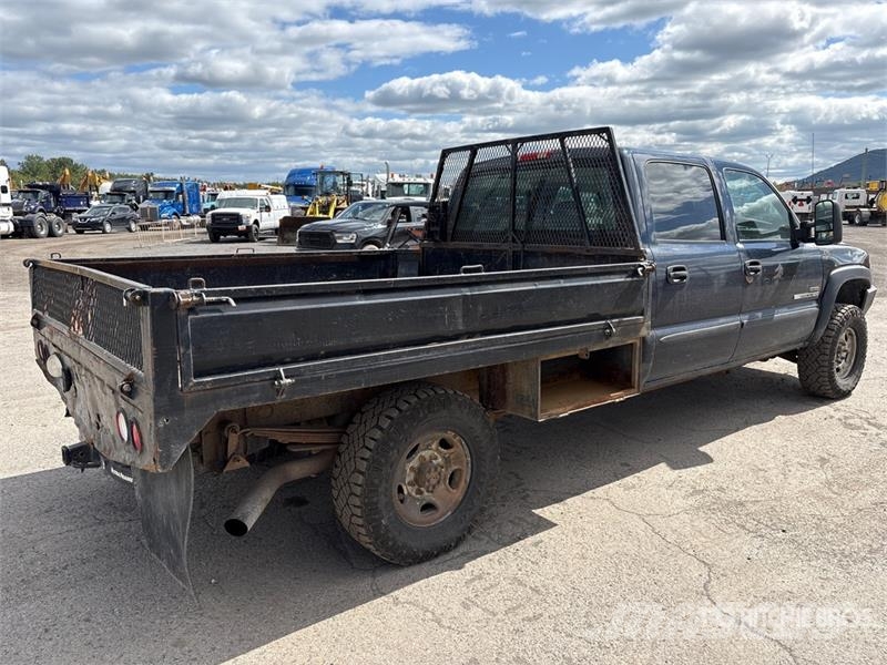 GMC Sierra 2500 4x2 Flatbed Truck Madelautod