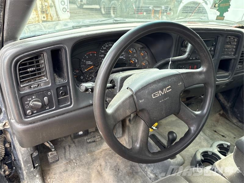 GMC Sierra 2500 4x2 Flatbed Truck Madelautod