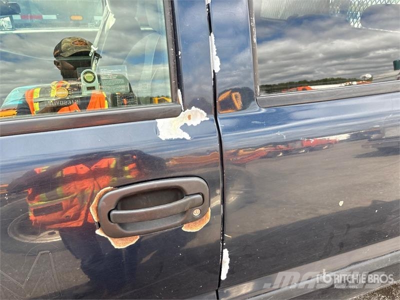 GMC Sierra 2500 4x2 Flatbed Truck Madelautod