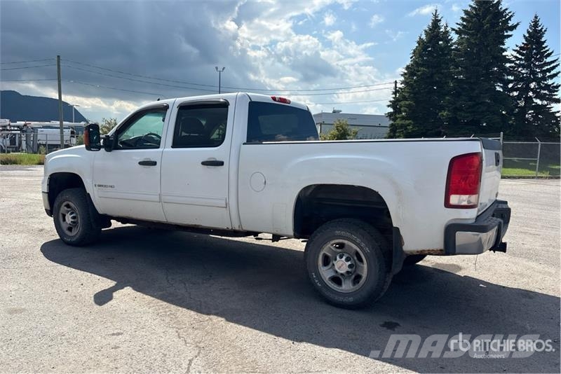 GMC Sierra 2500HD Andre varebiler