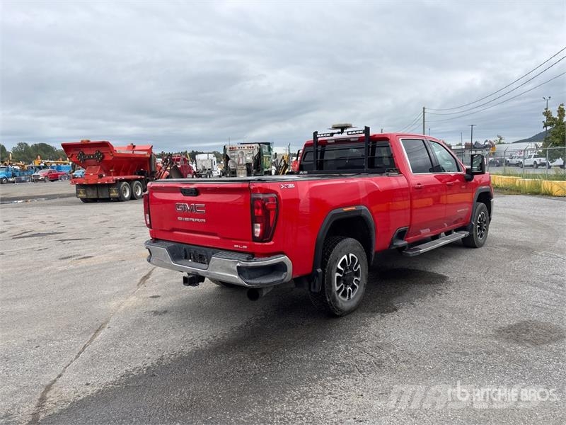 GMC Sierra 2500HD Muu