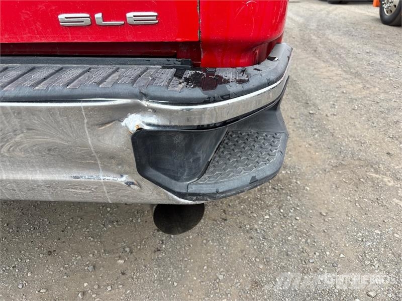 GMC Sierra 2500HD Muu