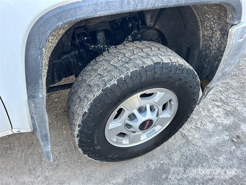 GMC Sierra 2500HD Andere Transporter