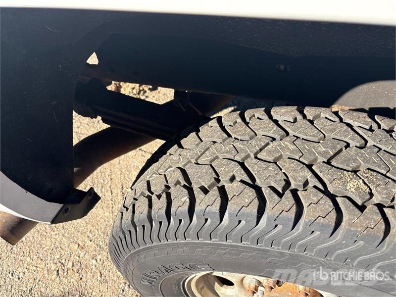 GMC Sierra 2500HD Other