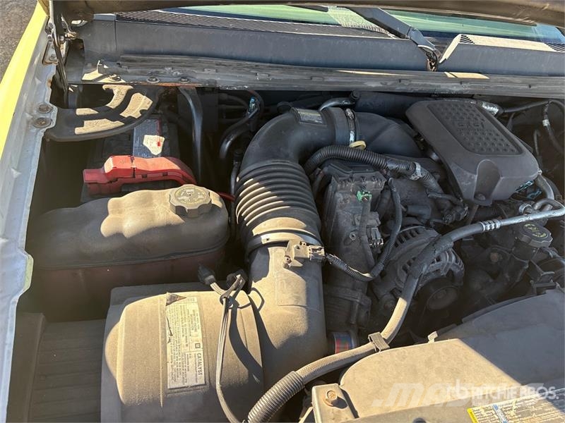GMC Sierra 2500HD Other