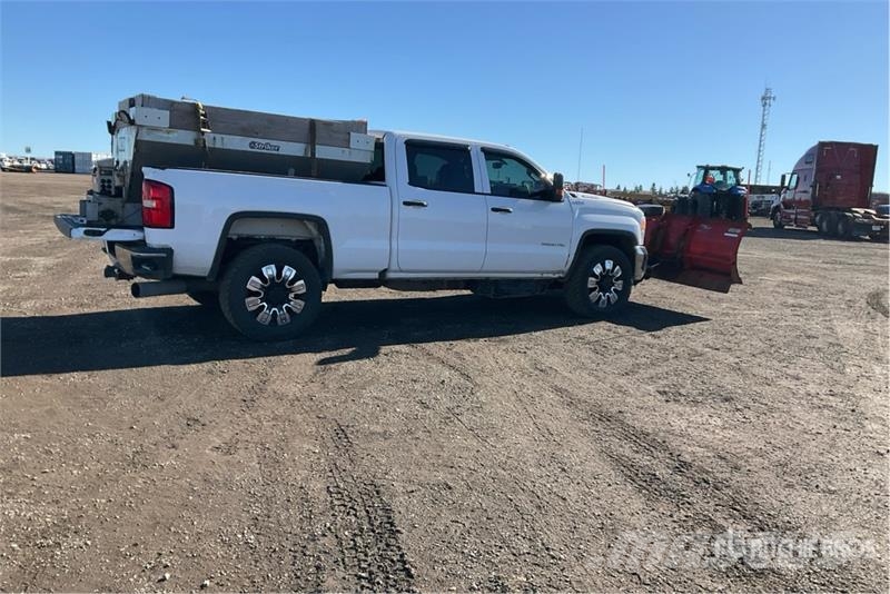 GMC Sierra 2500HD Outros
