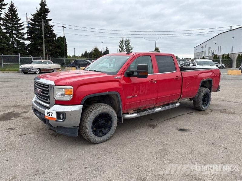 GMC Sierra 2500HD Muu