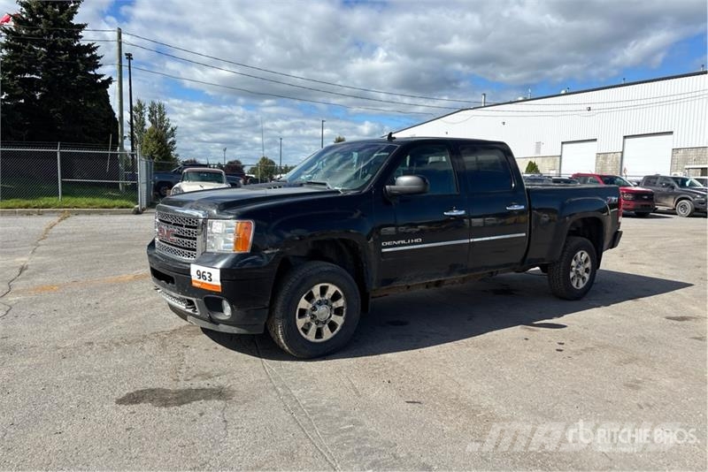 GMC Sierra 2500HD Andre varebiler