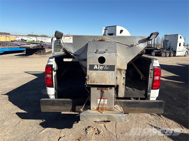 GMC Sierra 2500HD Other