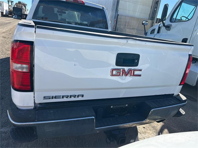 GMC Sierra 2500HD Andere Transporter
