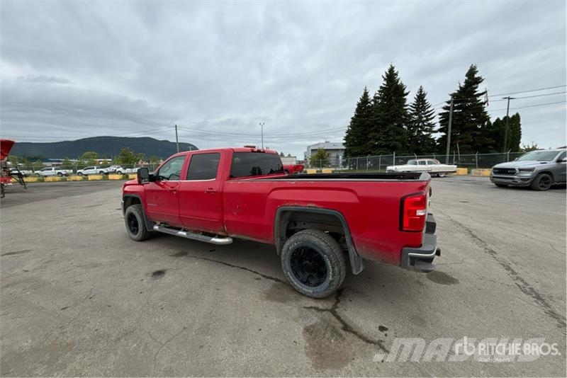 GMC Sierra 2500HD Muu