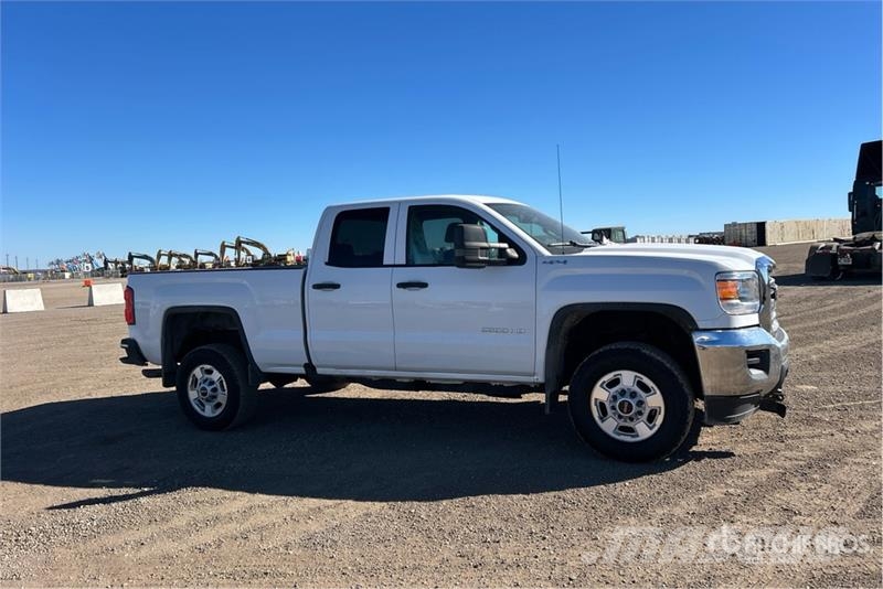 GMC Sierra 2500HD Andere Transporter
