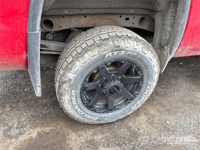 GMC Sierra 2500HD Muu