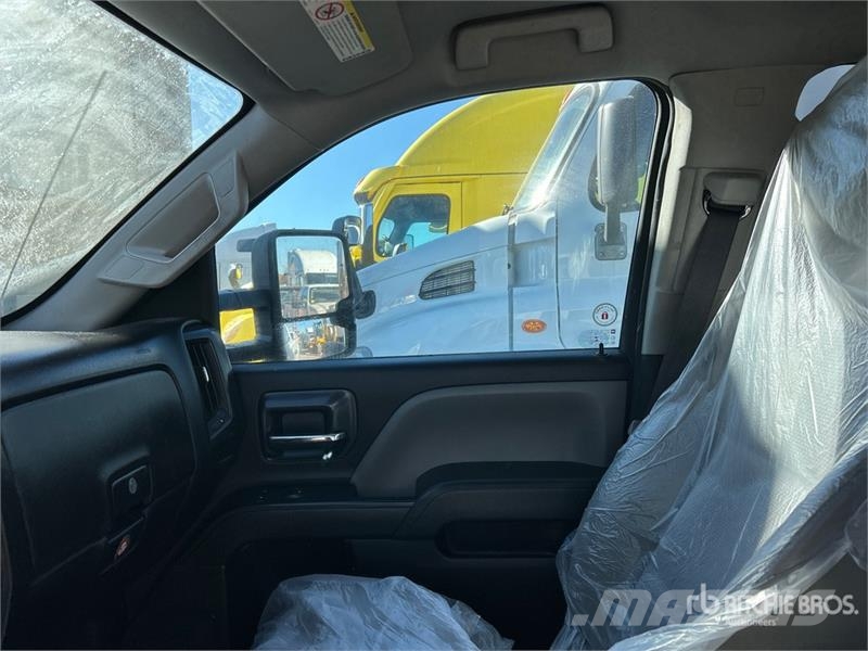 GMC Sierra 2500HD Andere Transporter