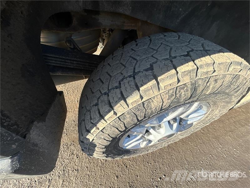 GMC Sierra 2500HD Další