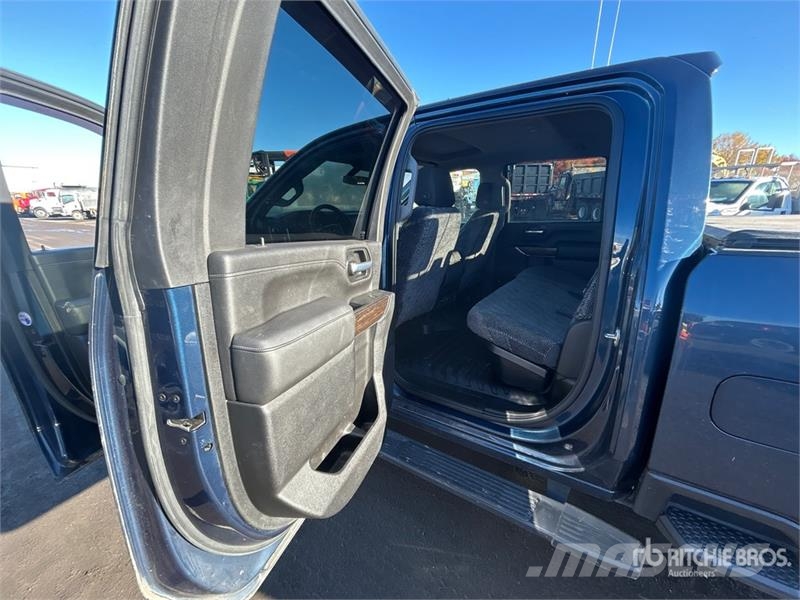 GMC Sierra 2500HD Další