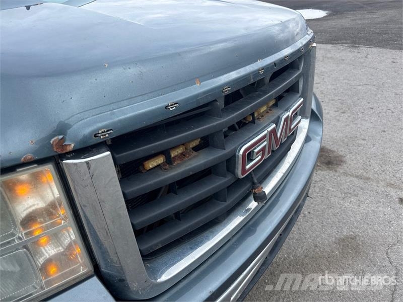 GMC Sierra 2500HD Andere Transporter