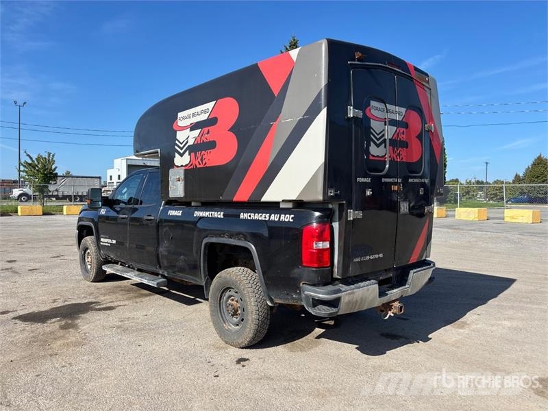 GMC Sierra 2500HD Furgoni altro