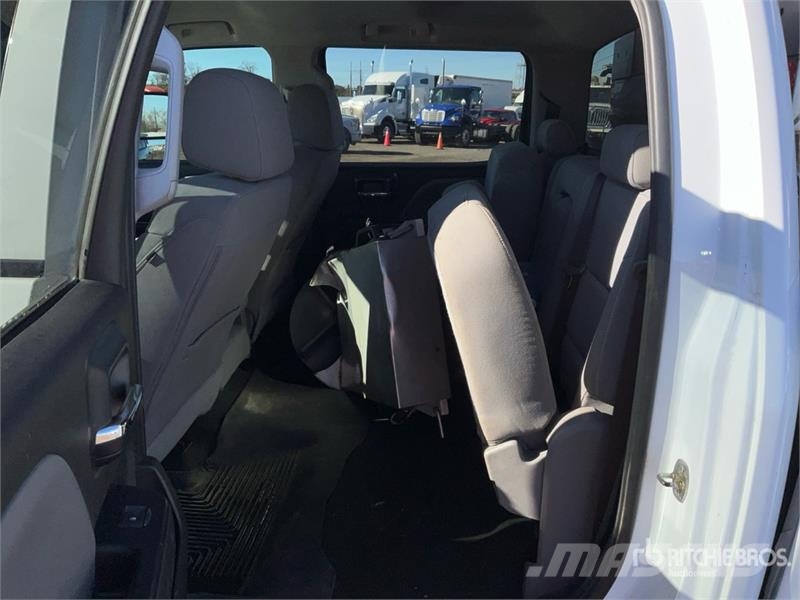 GMC Sierra 2500HD Outros
