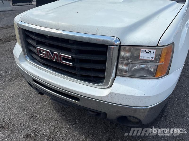 GMC Sierra 2500HD Andre varebiler