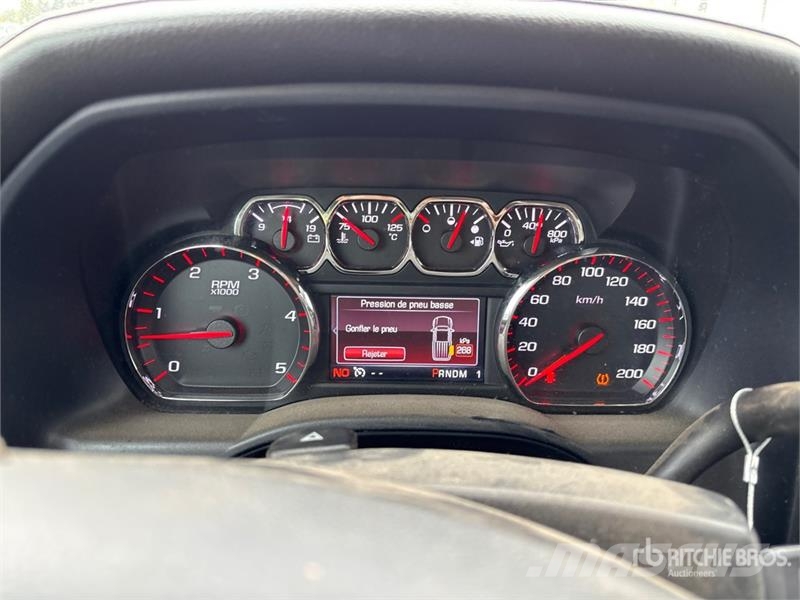 GMC Sierra 2500HD Muu