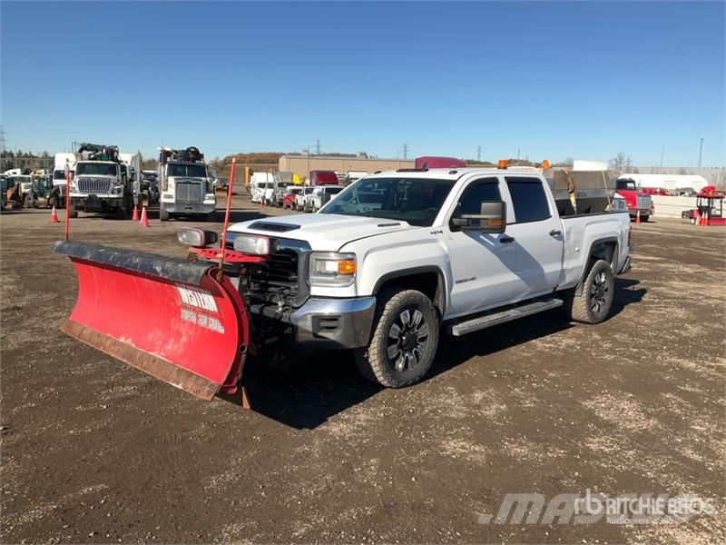 GMC Sierra 2500HD Outros