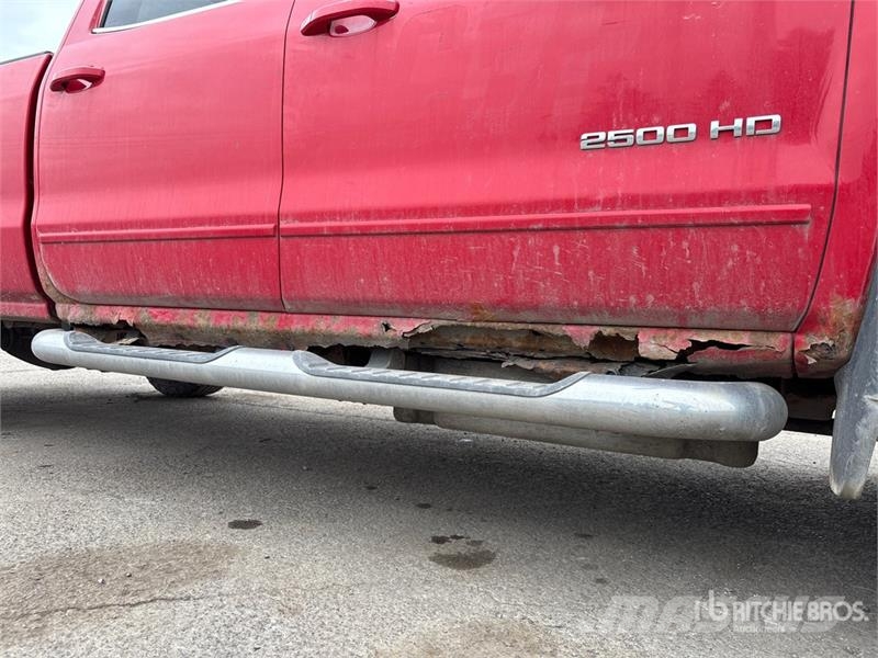 GMC Sierra 2500HD Muu