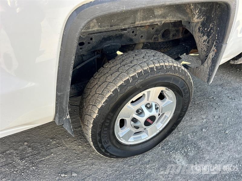 GMC Sierra 2500HD Andere Transporter