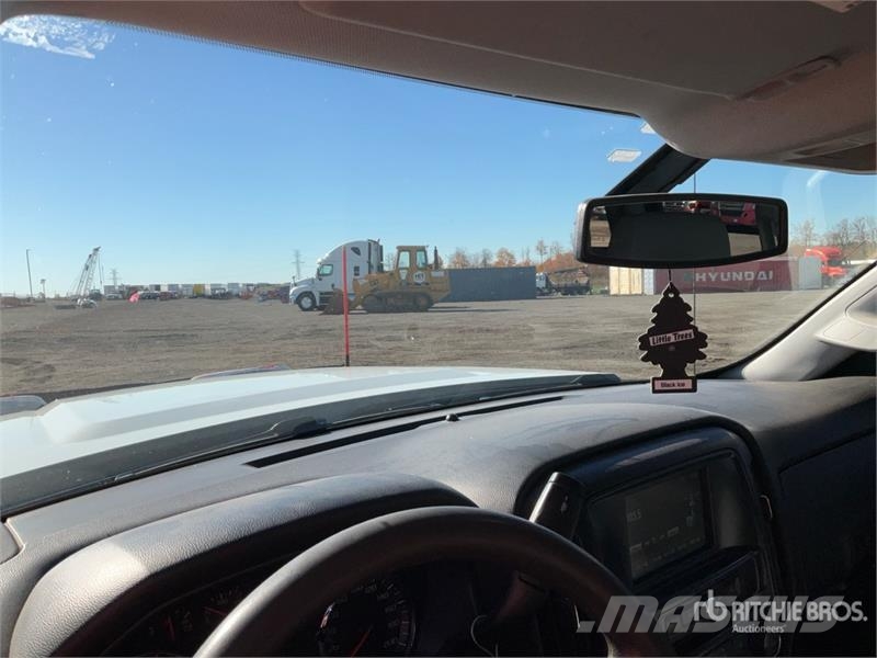 GMC Sierra 2500HD Outros