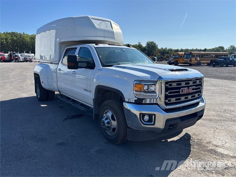 GMC Sierra 3500 4x4 Crew Cab Pickup Ostalo