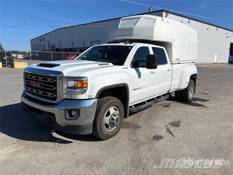 GMC Sierra 3500 4x4 Crew Cab Pickup Ostalo