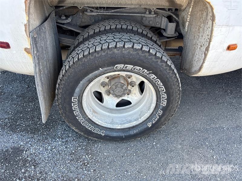 GMC Sierra 3500 4x4 Crew Cab Pickup Ostalo