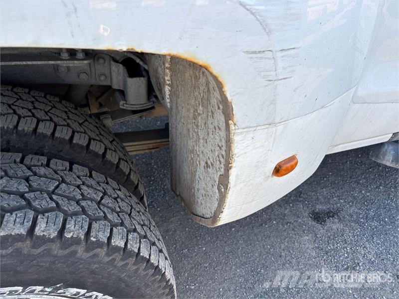 GMC Sierra 3500 4x4 Crew Cab Pickup Ostalo