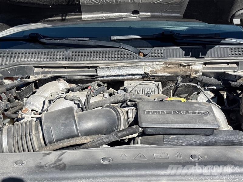 GMC Sierra 3500 4x4 Crew Cab Pickup Ostalo