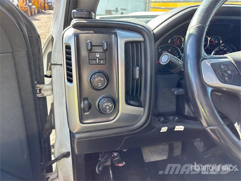 GMC Sierra 3500 4x4 Crew Cab Pickup Ostalo