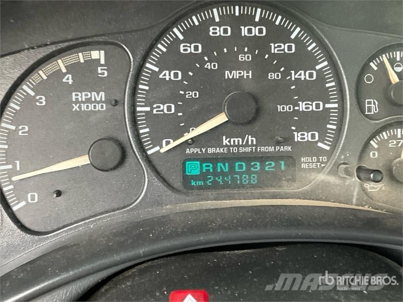 GMC Sierra 3500 SLE 4x2 Utility Truck شاحنات خفيفة/مفصلية الجوانب