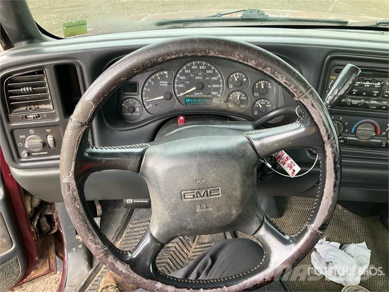GMC Sierra 3500 SLE 4x2 Utility Truck شاحنات خفيفة/مفصلية الجوانب