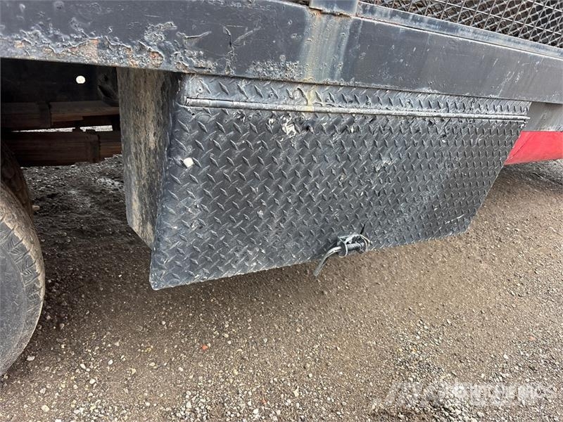 GMC Sierra C/K 3500 4x2 Flatbed Truck Platte bakwagens