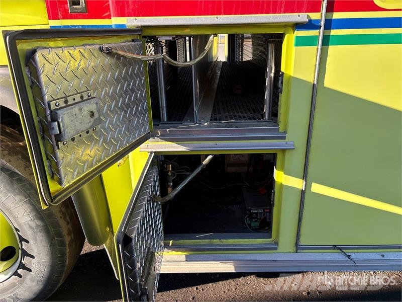 GMC T8500 4x2 Fire Truck Пожарные машины
