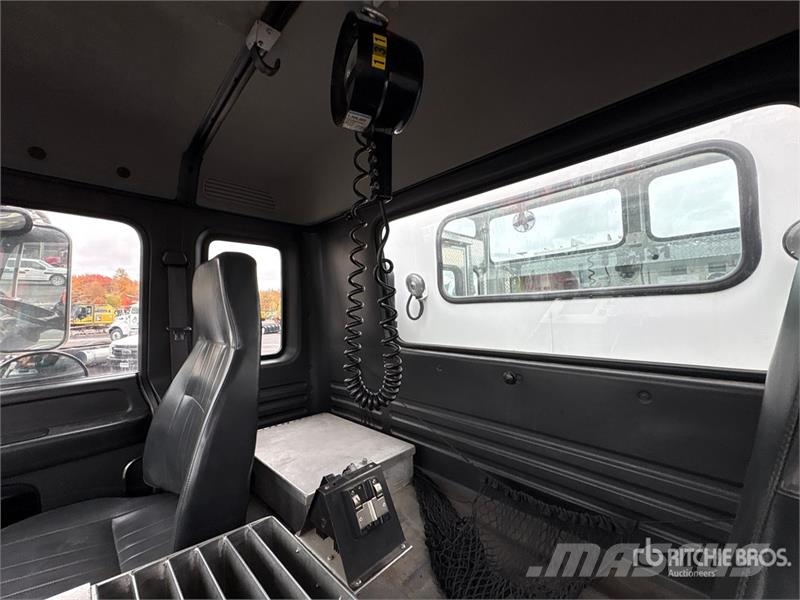 GMC T8500 4x2 Water Truck Water bowser