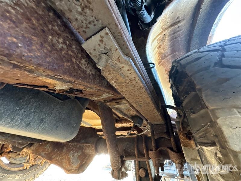 GMC Telelift Warwick 35 ft on GMC Savana 3500 4x2 Van Pacēlāji uz automašīnas bāzes