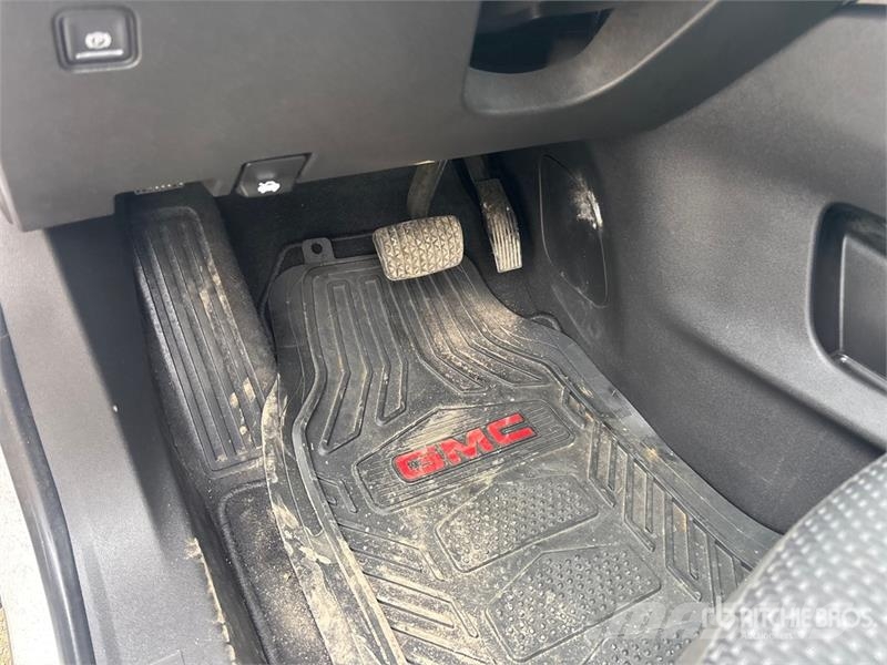GMC Terrain SLE AWD SUV Auto