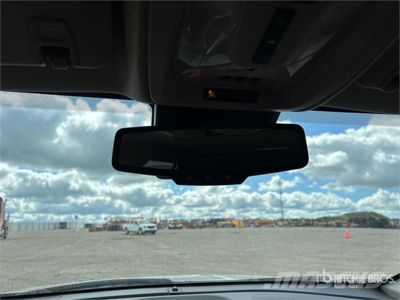 GMC Terrain SLT AWD SUV سيارات