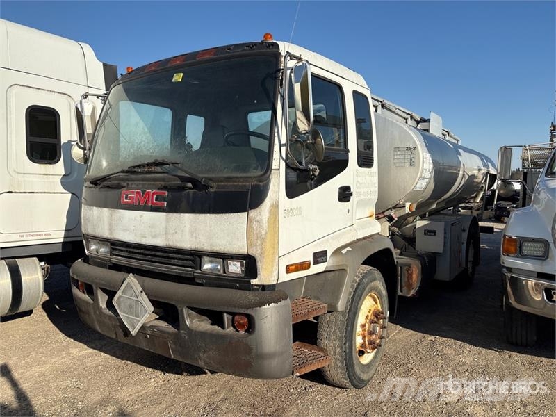 GMC TSR 4x2 Fuel Truck (Inoperable) Tsisternveokid