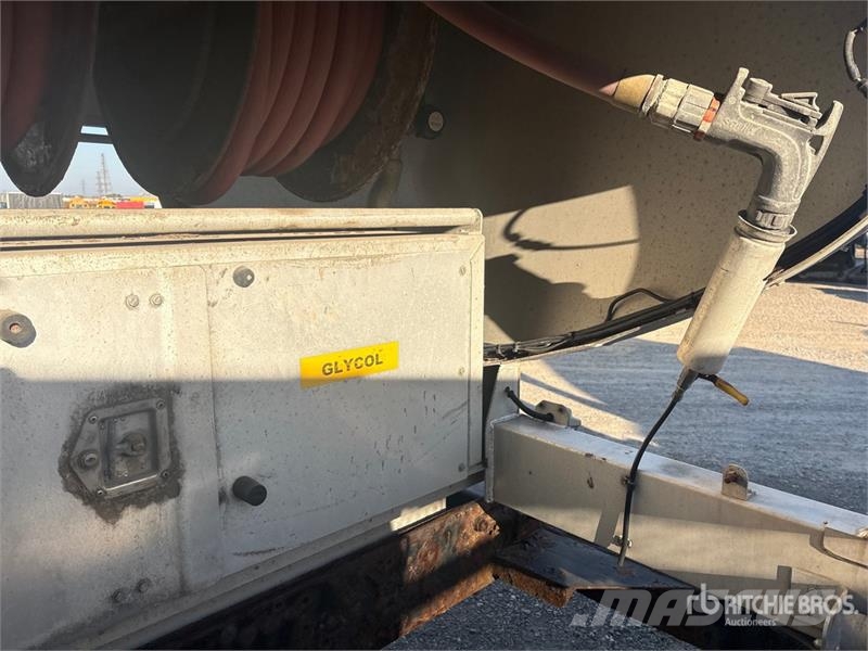 GMC TSR 4x2 Fuel Truck (Inoperable) Tsisternveokid