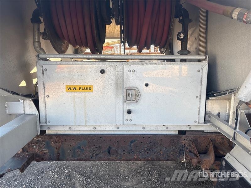 GMC TSR 4x2 Fuel Truck (Inoperable) Tsisternveokid