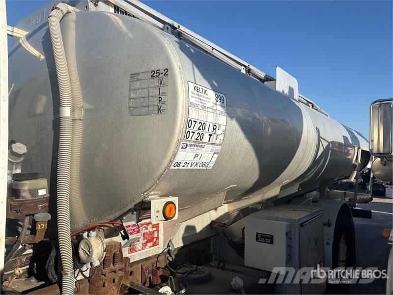 GMC TSR 4x2 Fuel Truck (Inoperable) Tsisternveokid