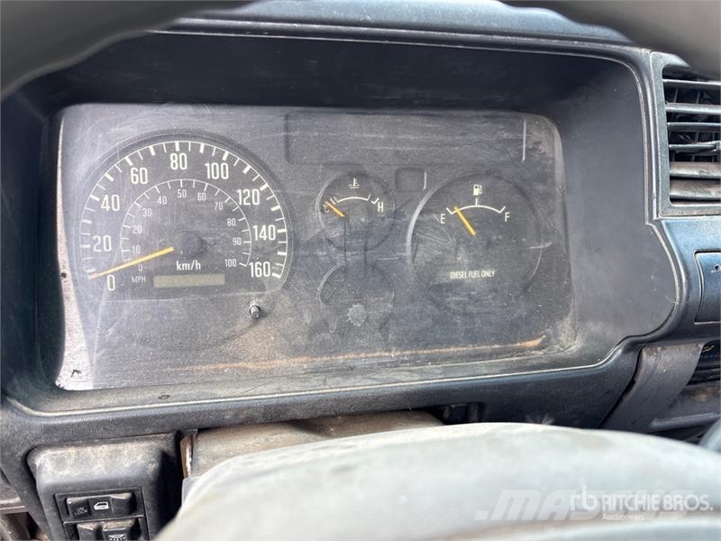 GMC W5500 شاحنات نقل ألواح الخشب