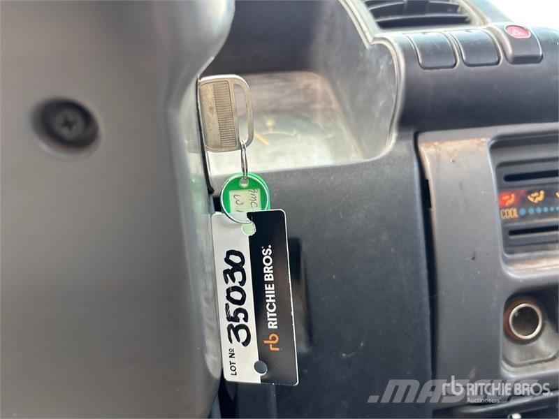 GMC W5500 شاحنات نقل ألواح الخشب
